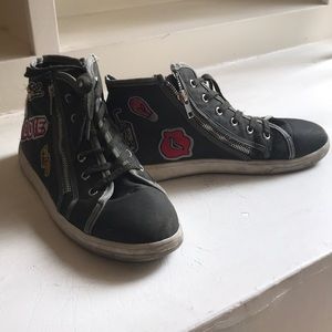 Used women’s size 8.5 shoes
